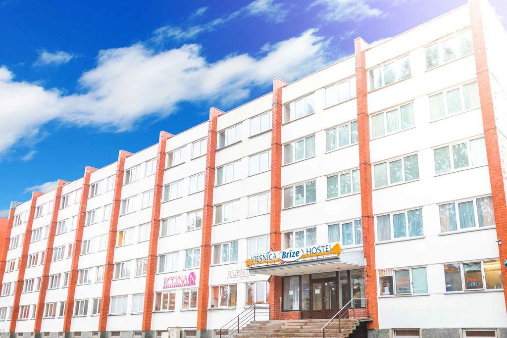 Hostel Brize Liepaja Bagian luar foto