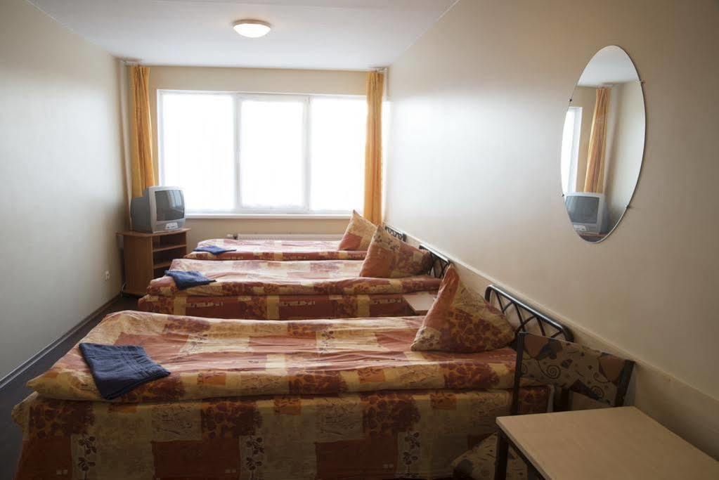 Hostel Brize Liepaja Bagian luar foto